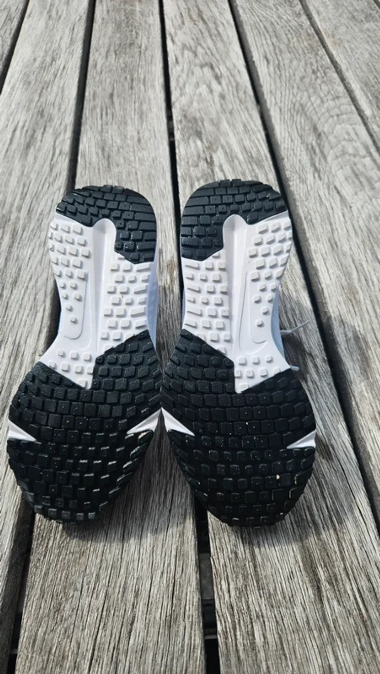 Brugt Nike Run Defy bike — billede 3 af 4