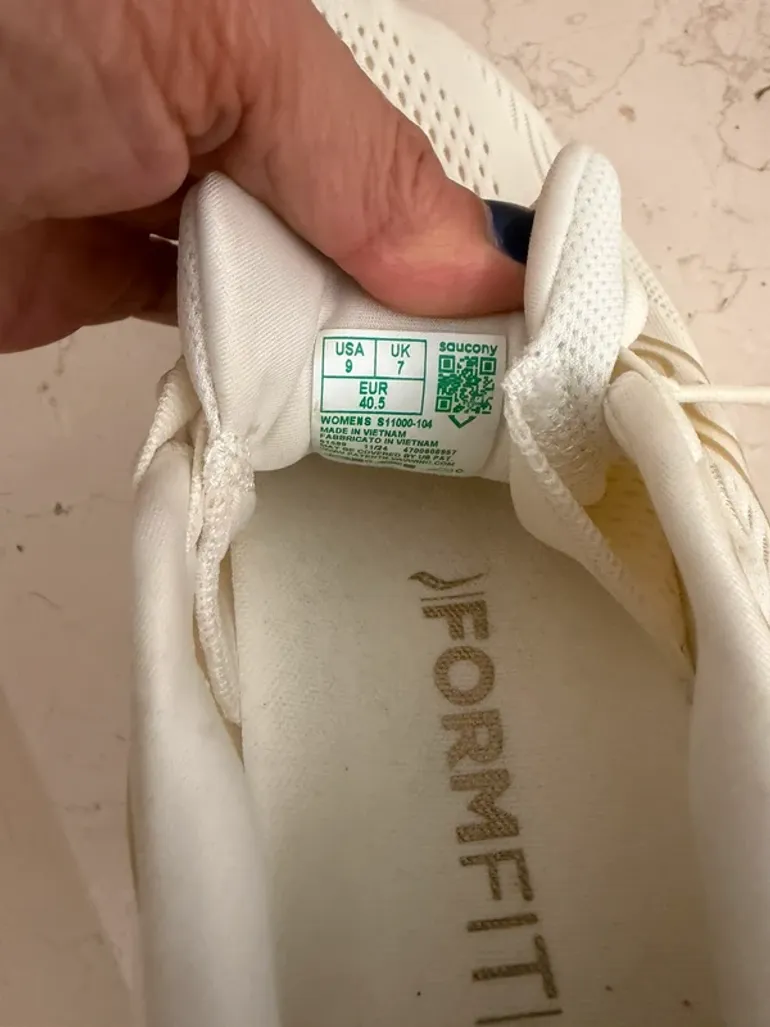 Used Saucony Ride 18 bike — image 5 of 9