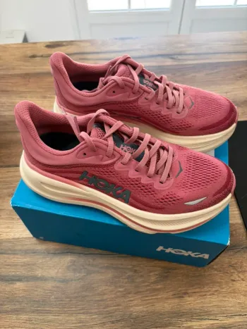 Hoka Bondi 9 bike d'occasion — image 2 sur 10
