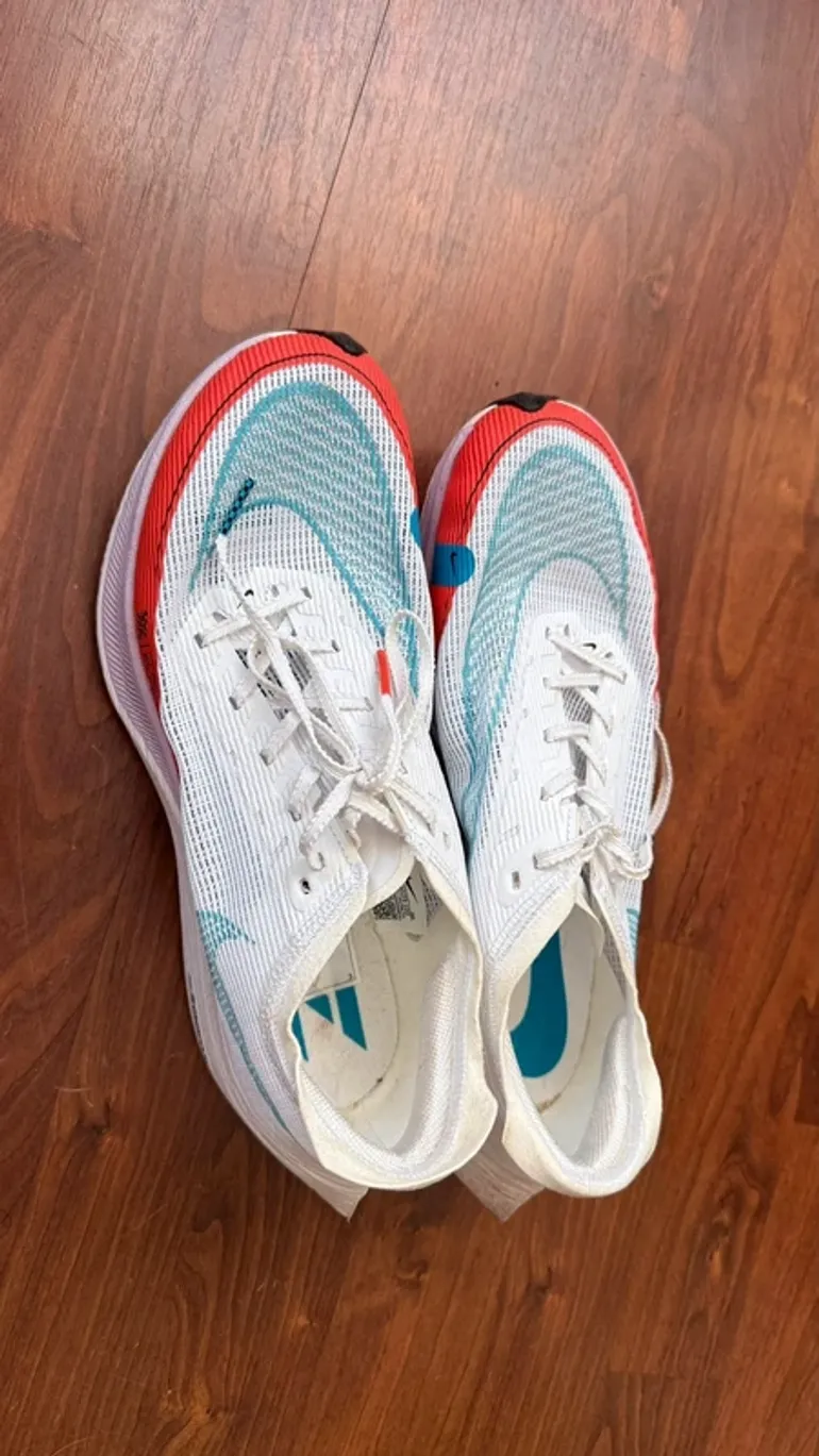 Used Nike ZoomX Vaporfly NEXT% 2 bike — image 2 of 4