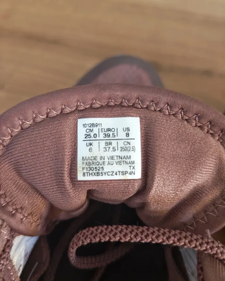 Asics Running Shoes bike usato — immagine 7 di 7