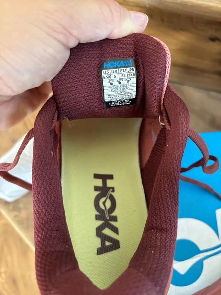 Used Hoka Challenger 8 bike — image 5 of 6