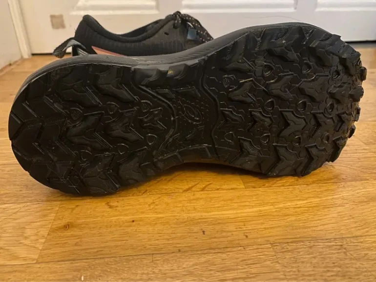 Used Asics Gel Venture 11 bike — image 7 of 8