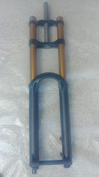 Used Fox 40 Factory GRIP X2 2025 Fork