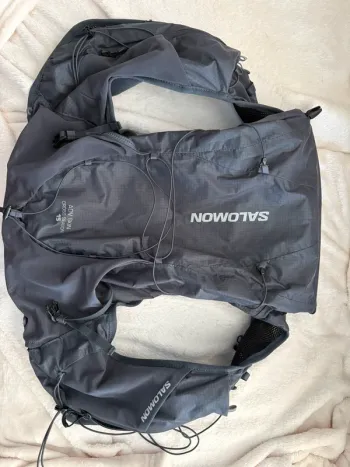 Used Salomon ADV SKIN CROSS SEASON 15 Running Accessories
