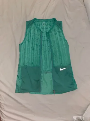 Used Nike Therma-FIT Running Accessories