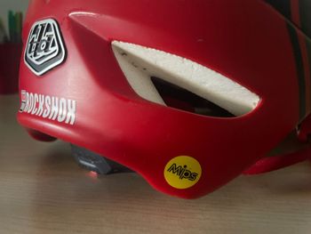 Brugt Troy Lee Designs MIPS Helmet 2019 bike — billede 7 af 11