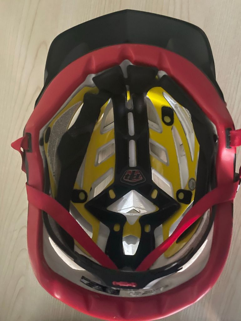 Brugt Troy Lee Designs MIPS Helmet 2019 bike — billede 9 af 11