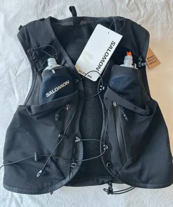 Used Salomon ADV Skin 12 W Running Accessories