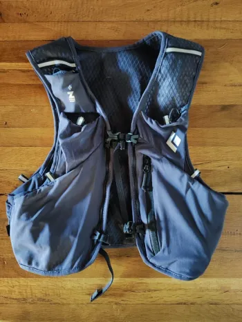 Used Black Diamond Distance 4 Running Accessories