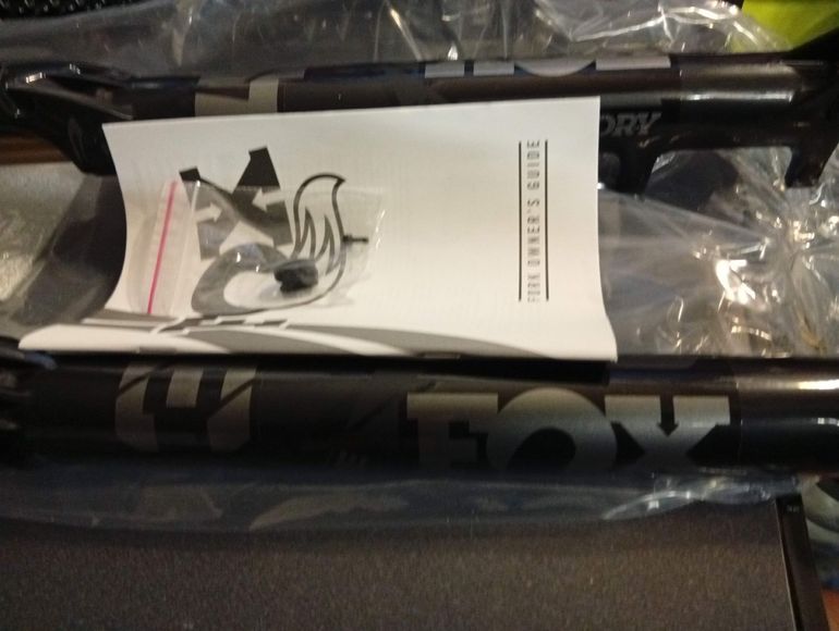 Brugt Fox 34 Live factory bike — billede 12 af 16