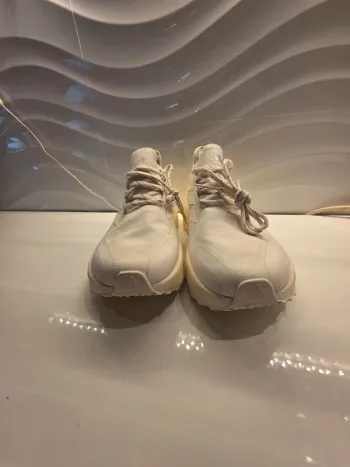 Used Adidas Ultraboost 5 GTX bike — image 2 of 11
