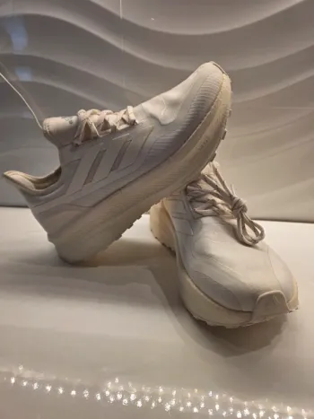 Used Adidas Ultraboost 5 GTX Running Shoes