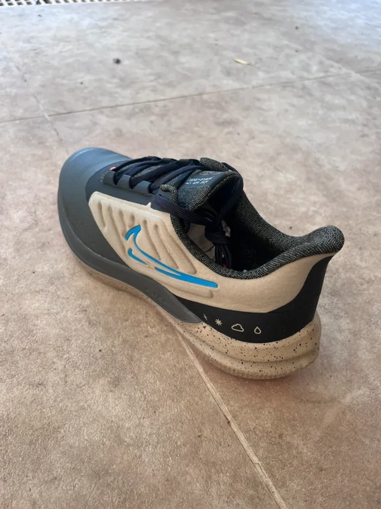 Used Nike Air Winflo Shield bike — image 7 of 7