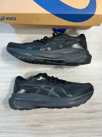 Used New Balance Asics Gel Kayano 30 bike — image 2 of 7