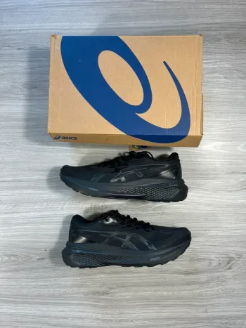 Used New Balance Asics Gel Kayano 30 Running Shoes