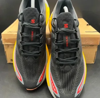 Used Salomon Running Shoes bike — image 3 of 5