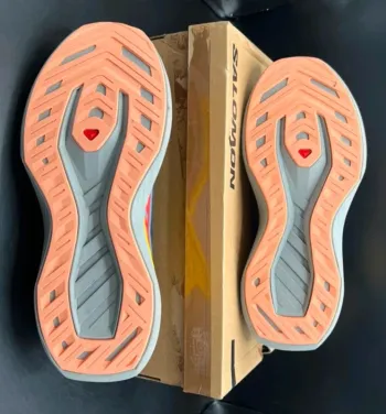 Used Salomon Running Shoes bike — image 5 of 5