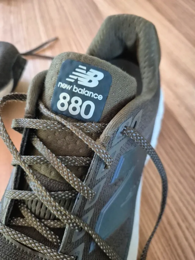 Tweedehands New Balance 880 bike — afbeelding 3 van 9