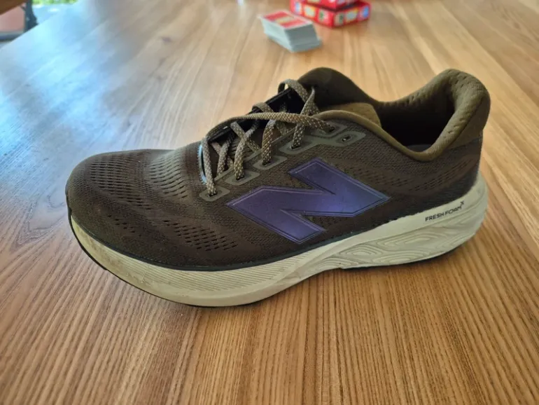 Tweedehands New Balance 880 bike — afbeelding 2 van 9