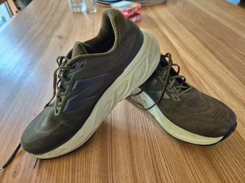 Tweedehands New Balance 880 bike — afbeelding 6 van 9
