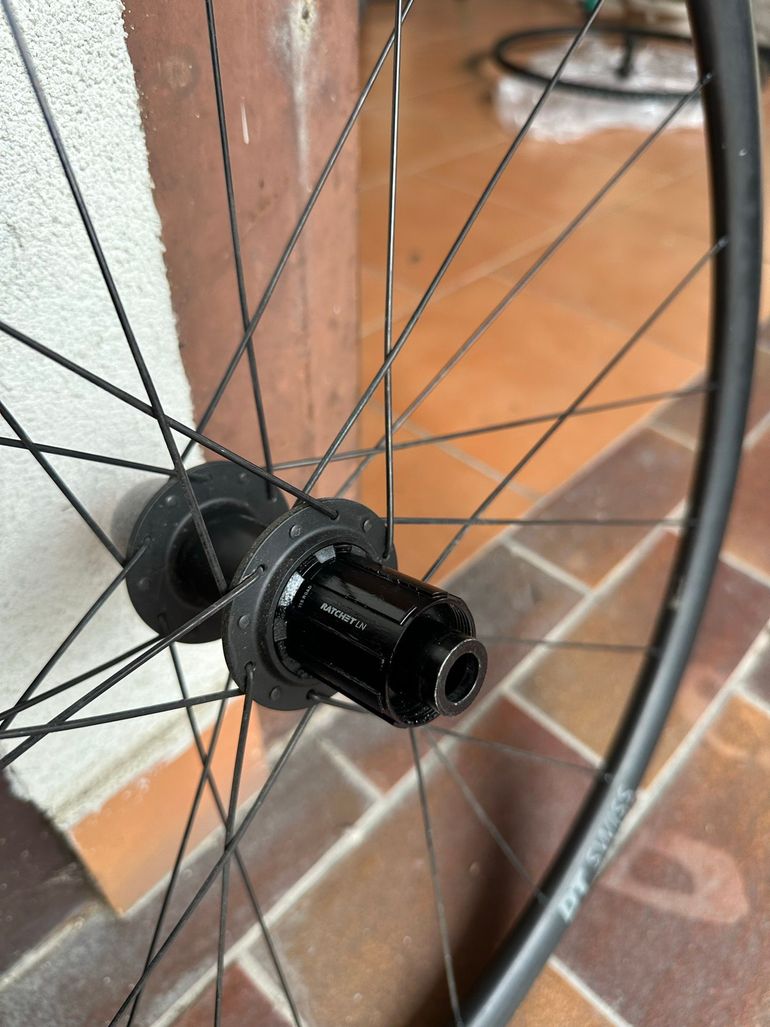 Brugt Dt Swiss Performance LN Wheelset 2025 bike — billede 4 af 10