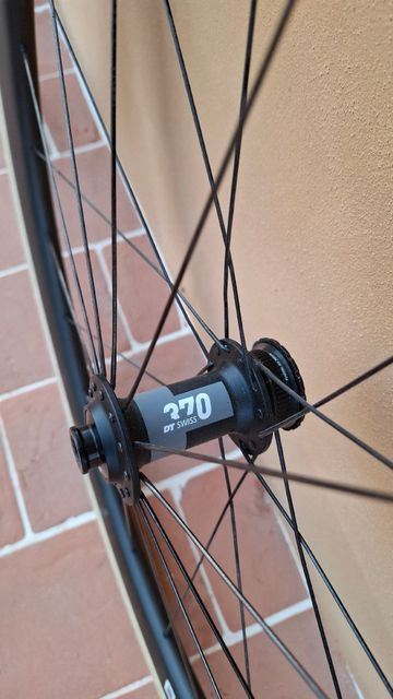 Brugt Roval Rapide C38 Carbon Wheelset 2024 bike — billede 4 af 10