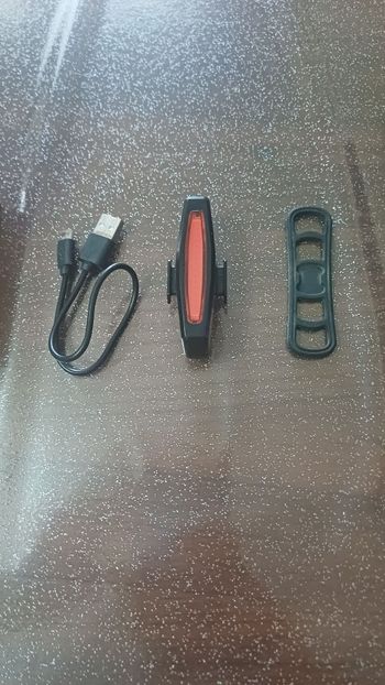 Brugt zone3 LED Rear Light bike — billede 2 af 2