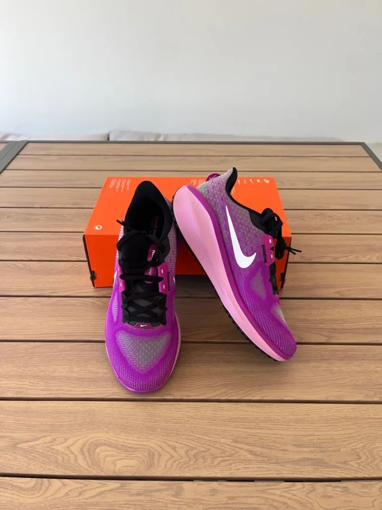 Used Nike Vomero 17 bike — image 2 of 5
