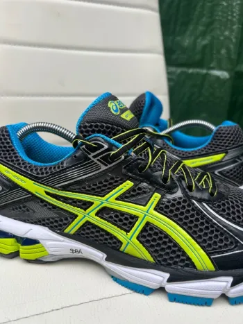 Used Asics GT-1000 2 bike — image 2 of 12