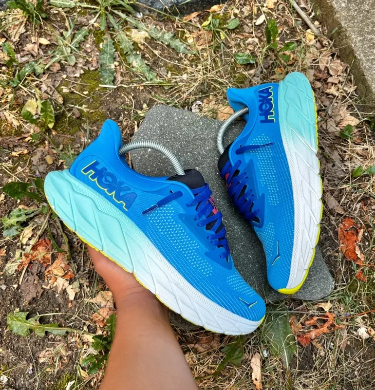 Tweedehands Hoka Arahi 7 bike — afbeelding 2 van 7