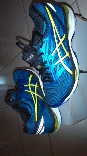 Asics Gel Cumulus 18 bike d'occasion — image 2 sur 6