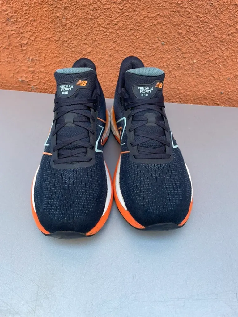 Used New Balance Fresh Foam X 880v12 bike — image 4 of 11