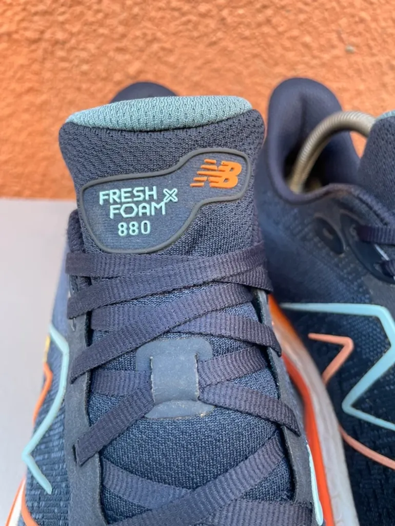 Used New Balance Fresh Foam X 880v12 bike — image 5 of 11