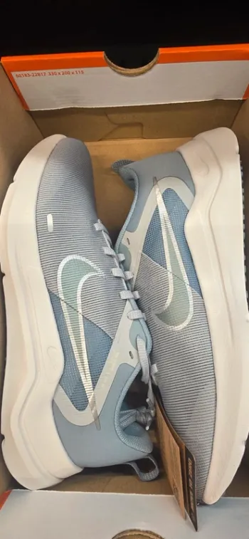 Nike Downshifter 12 bike d'occasion — image 2 sur 3