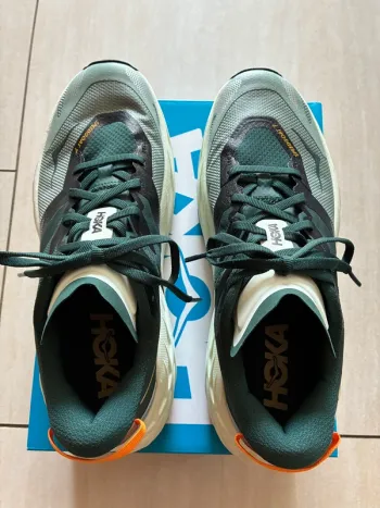 Brugt Hoka Speedgoat 7 bike — billede 2 af 7
