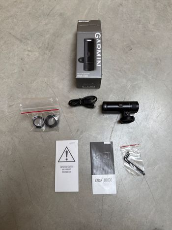 Käytetty Garmin Varia UT 800 Urban 2022 Cycling Accessories