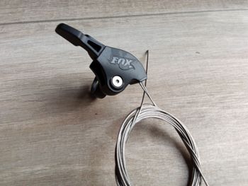 Fox Racing 2 Position Remote Lever Fork d'occasion