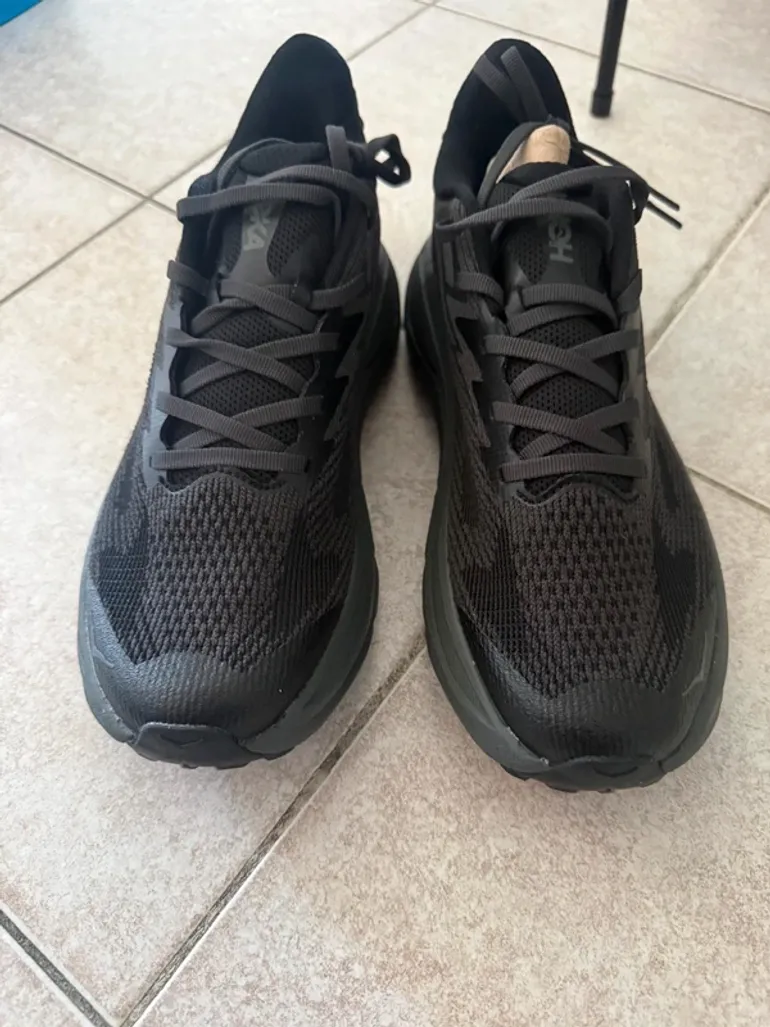 Hoka Laufschuhe bike d'occasion — image 4 sur 4