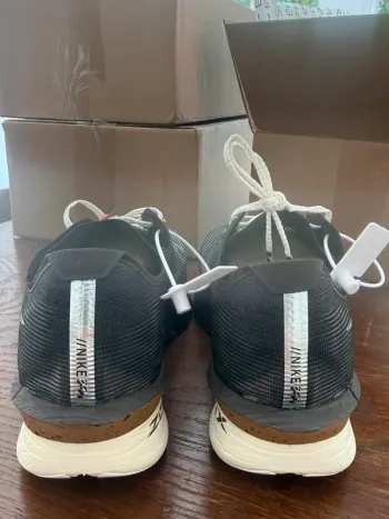 Nike Vaporfly 4 bike usato — immagine 6 di 8