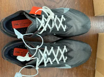 Nike Vaporfly 4 bike usato — immagine 5 di 8