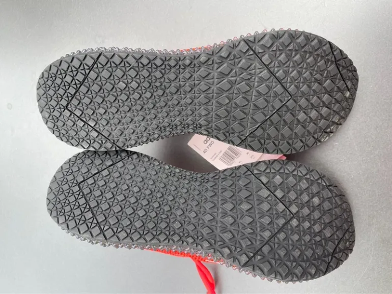 Used Adidas 4DFWD Turbo bike — image 4 of 5