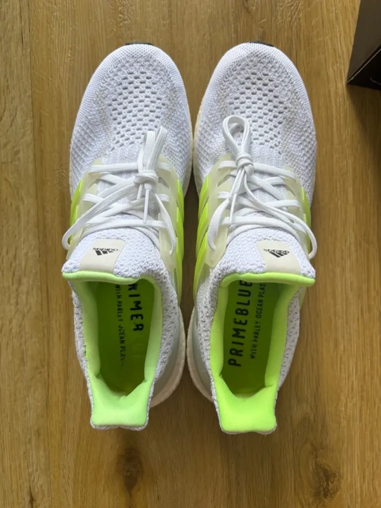 Adidas UltraBoost 5.0 DNA bike d'occasion — image 5 sur 13