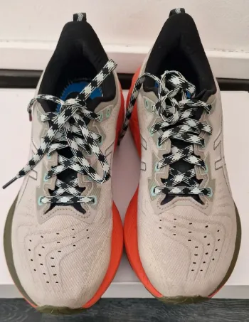 Used Asics Novablast 4 TR Running Shoes