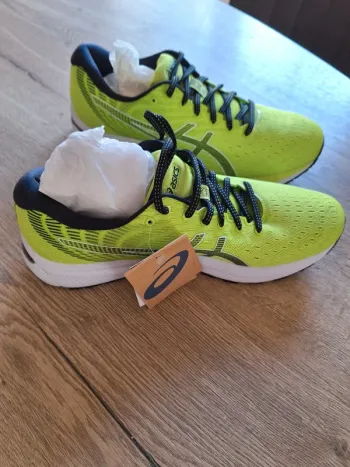 Brugt Asics Gel-Cumulus Running Shoes