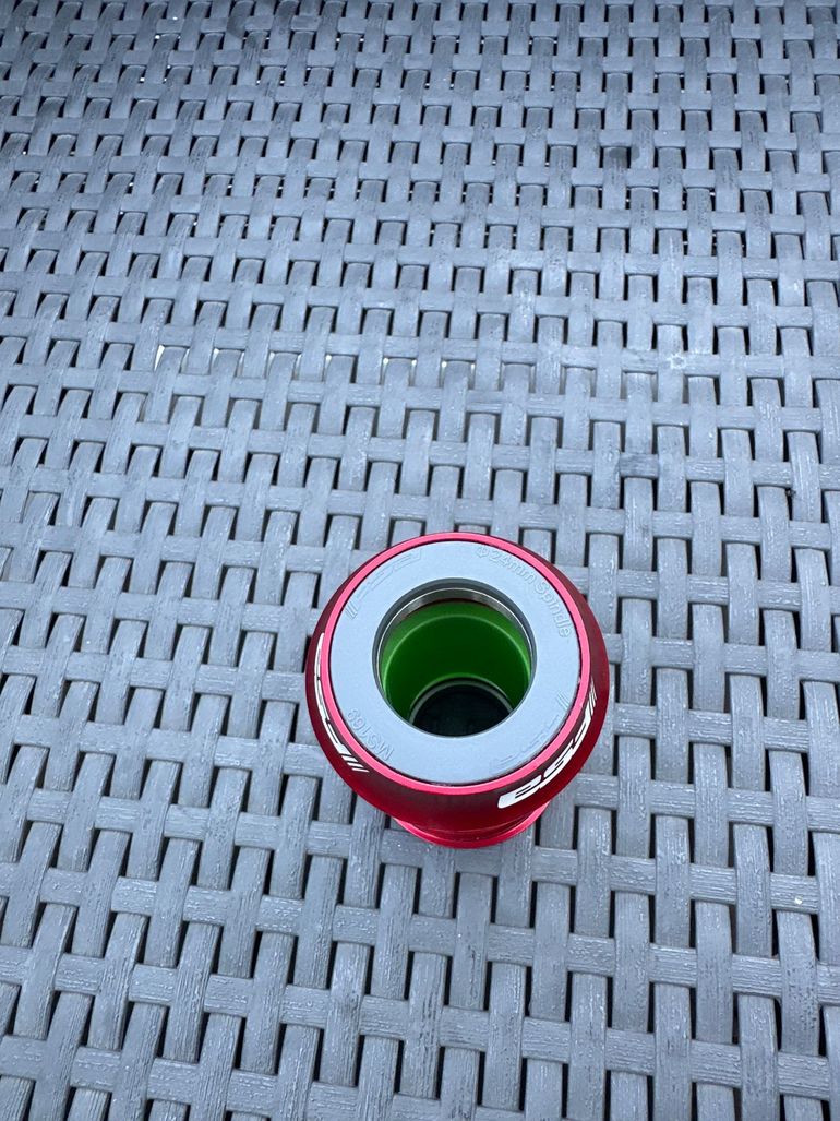 Käytetty Fsa Bottom Bracket 2025 bike — kuva 2 / 3