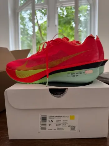 Nike Vaporfly 4 bike usato — immagine 5 di 6