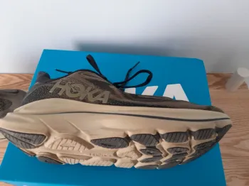 Used Hoka Clifton 10 bike — image 10 of 11