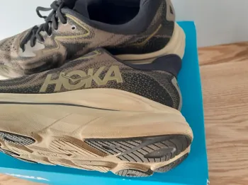 Used Hoka Clifton 10 bike — image 4 of 11