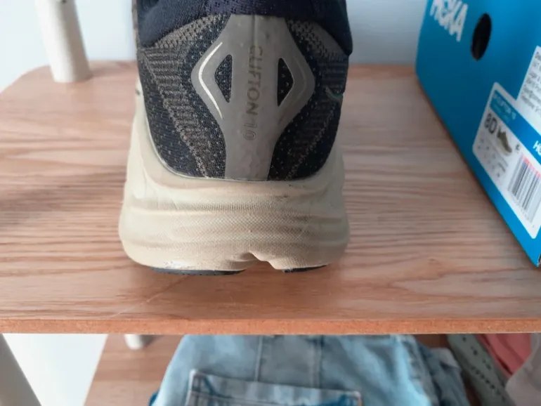 Used Hoka Clifton 10 bike — image 6 of 11